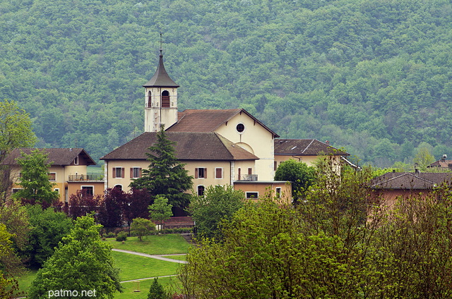 Image de l'glise du village de Sillingy en Haute Savoie