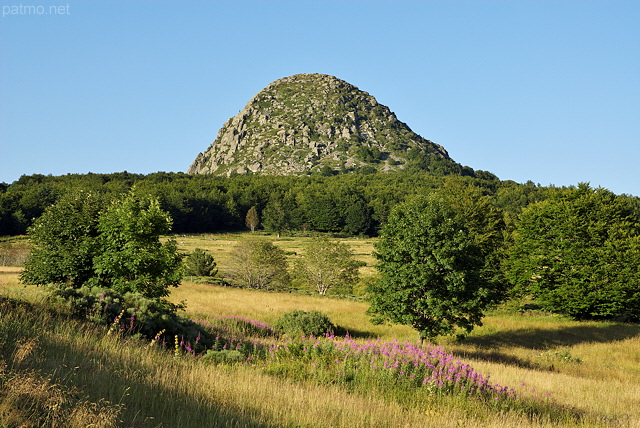Image de l't en Ardche autour du Mont Gerbier de Jonc