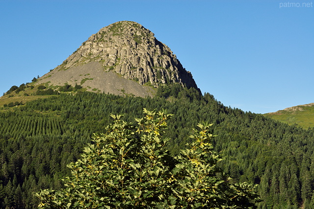 Image du Mont Gerbier de Jonc dans la Montagne Ardchoise