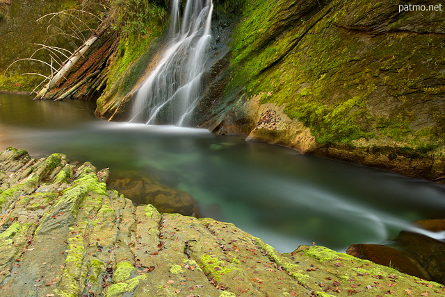 Long exposure image of autumn in the canyon of Chrean river