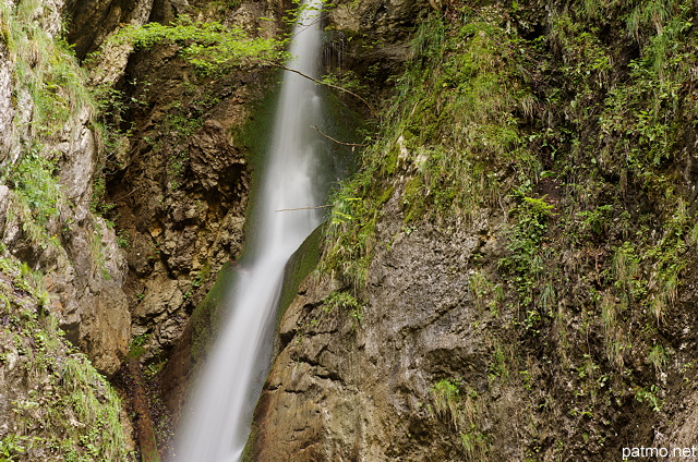 Image de la cascade du Brion dans la valle de la Valserine