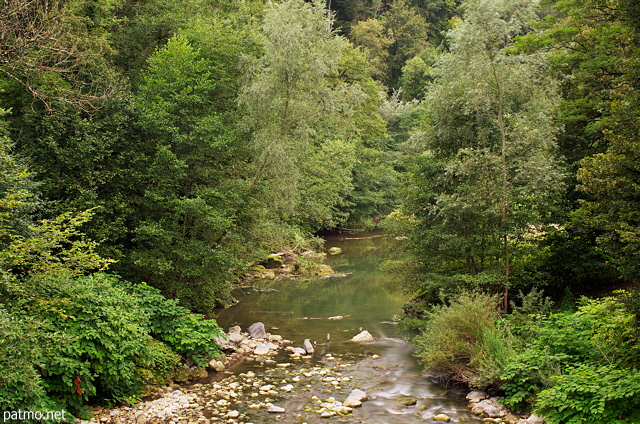 Photo of Usses river running through the forest between Chilly and Musiges