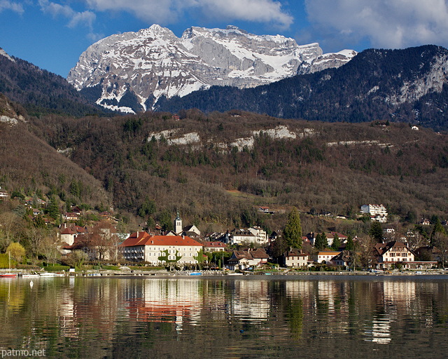 Picture of Talloires bay on Annecy lake by a springtime afternoon
