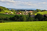 Photo d'un paysage rural autour du village de Chteau des Prs dans le Haut Jura
