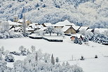 Photographie du village de Musiges aprs les premires chutes de neige de l'anne