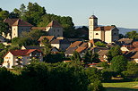 Photo du village et du chteau de Clermont en Genevois