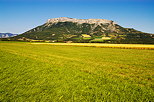 Photographie de la montagne de Saint Genis dans la valle du Buech