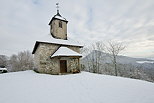 Photo des premires neiges sur la chapelle de Saint Jean  Chaumont en Haute Savoie