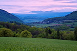 Photo d'un paysage rural de Haute Savoie au crpuscule