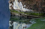 Image de reflets en hiver sur l'eau du Rhne