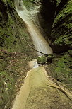 Photo de la cascade dans le petit canyon du Castran  Frangy
