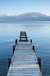 Image d'un ponton sur le lac d'Annecy  Annecy le Vieux